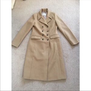 Beautiful Tan Coat!! 🧥